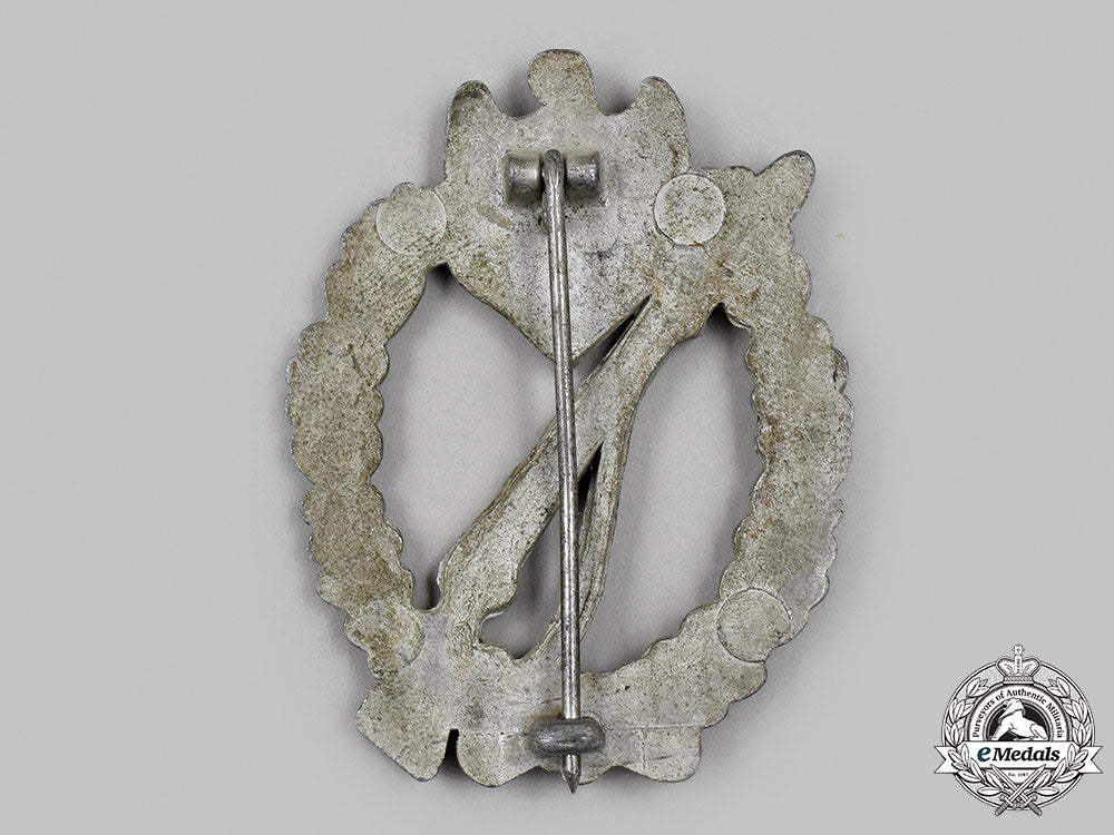 germany,_wehrmacht._an_infantry_assault_badge,_silver_grade_004_m21_mnc9828