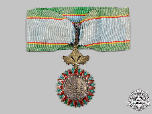 thailand,_kingdom._a_most_noble_order_of_the_crown_of_thailand,_iii_class_commander,_c.1940_00_m21_mnc5505_1_1_1