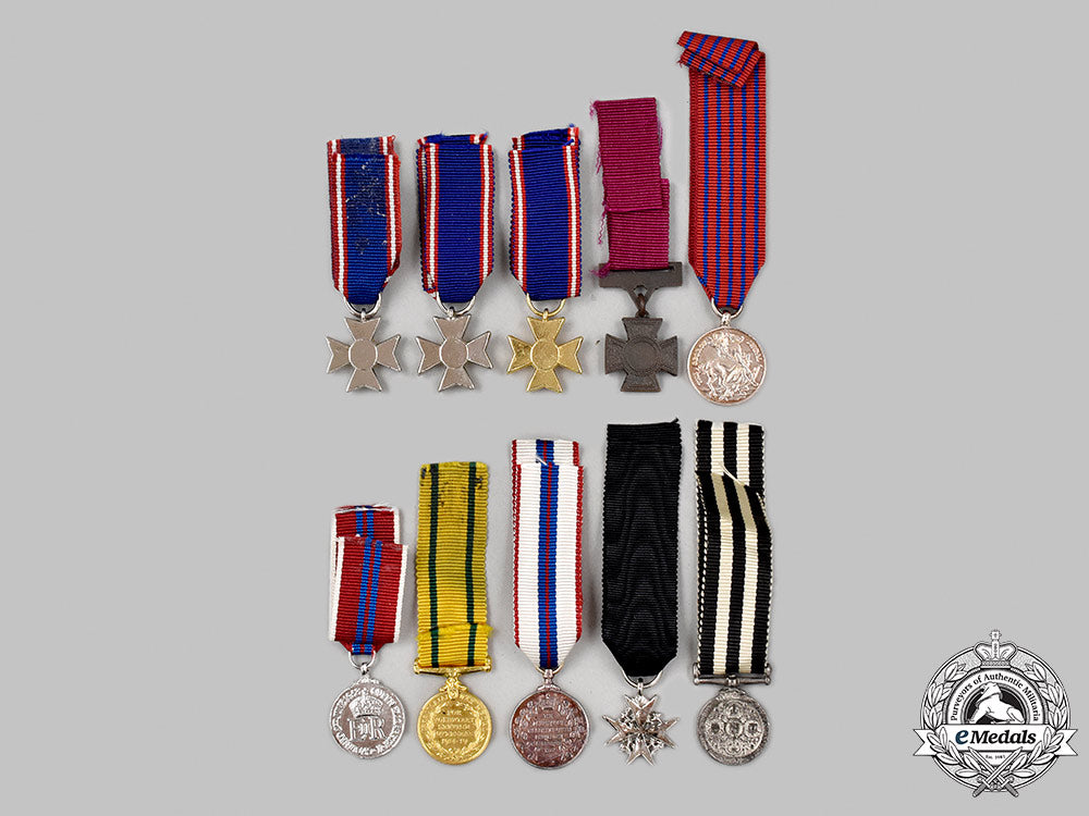 united_kingdom._a_lot_of_ten_miniature_awards_016_m21_mnc9389_1