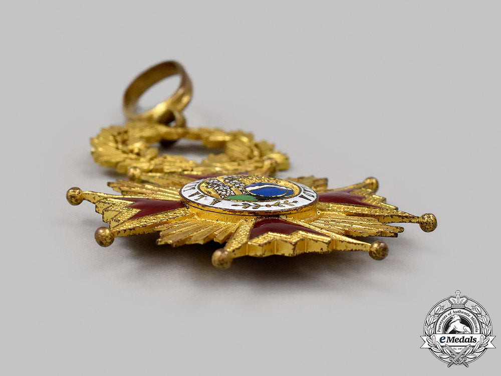 spain,_kingdom._an_order_of_isabella_the_catholic,_commander_neck_badge,_c.1960_033_m21_mnc9783_1_1