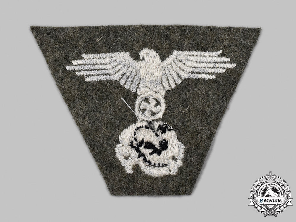 germany,_ss._a_waffen-_ss_em/_nco’s_dachau-_style_m43_cap_insignia_03_m21_mnc1980_1