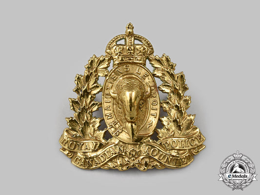 canada._royal_canadian_mounted_police(_rcmp)_cap_badge_with_king's_crown_03_m21_mnc3166_1