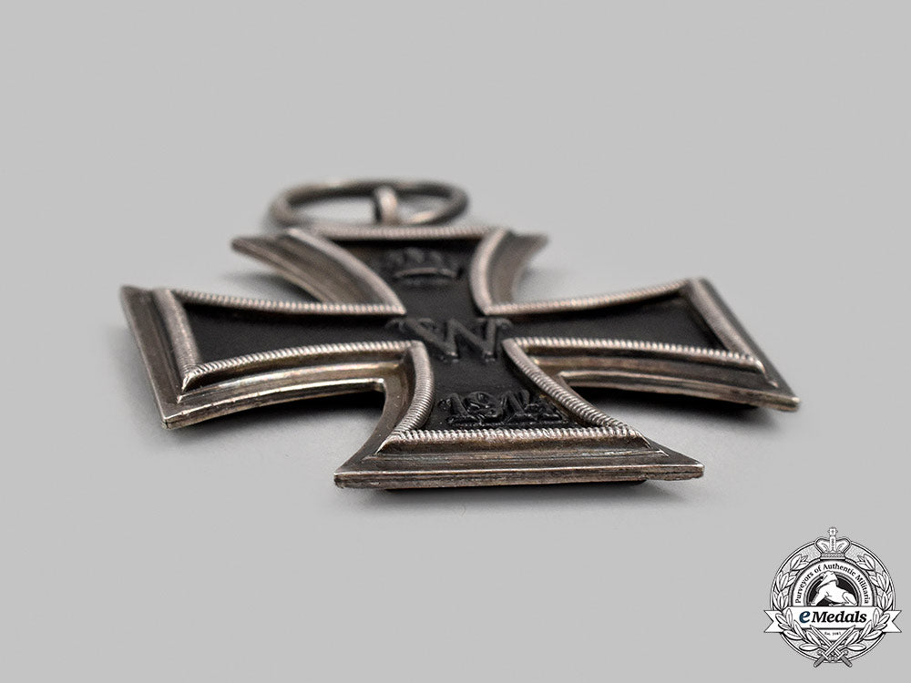 germany,_imperial._a1914_iron_cross_ii_class_with_customized_display_case_05_m21_mnc8369