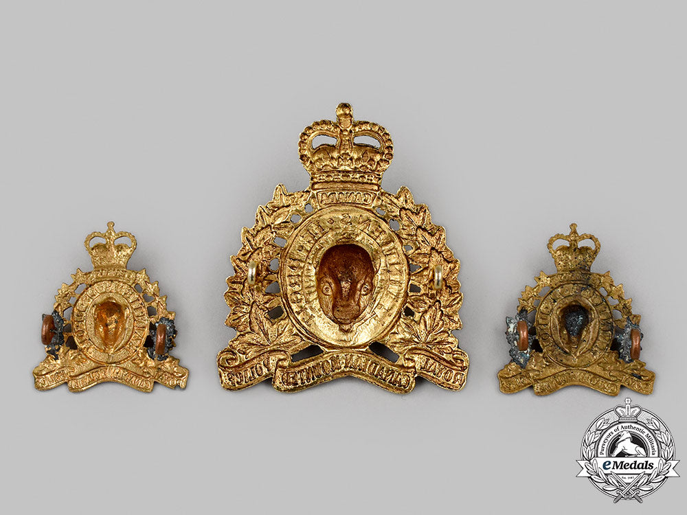 canada,_commonwealth._a_royal_canadian_mounted_police(_rcmp)_with_queen's_crown_insignia_set_073_m21_mnc9511_1