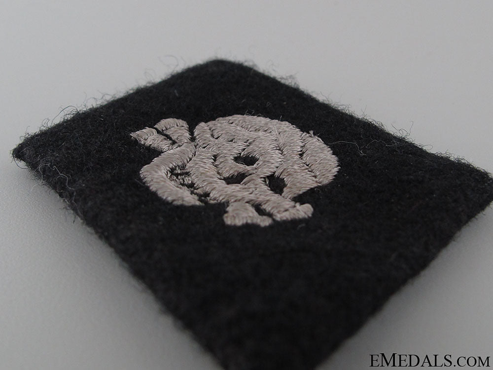 ss_em/_ncos_totenkopf_collar_tab_114.jpg526197b6f22bf