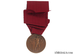 Merit Medal For Volunteers Of The 1940-45 War