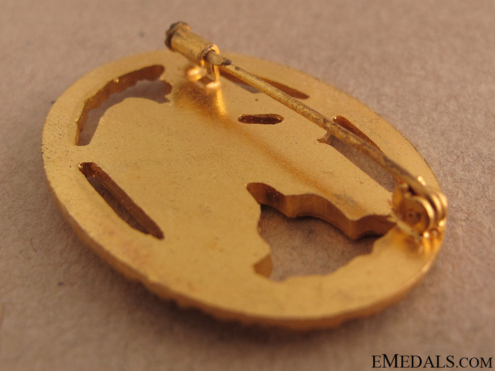 wwii_italian_tank_badge_11.jpg5183eea756cf2