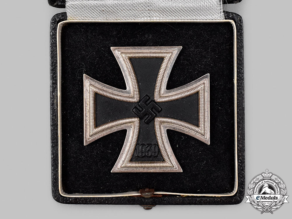 germany,_wehrmacht._a1939_iron_cross_i_class,_with_case,_by_fritz_zimmermann_11_m21_mnc1983