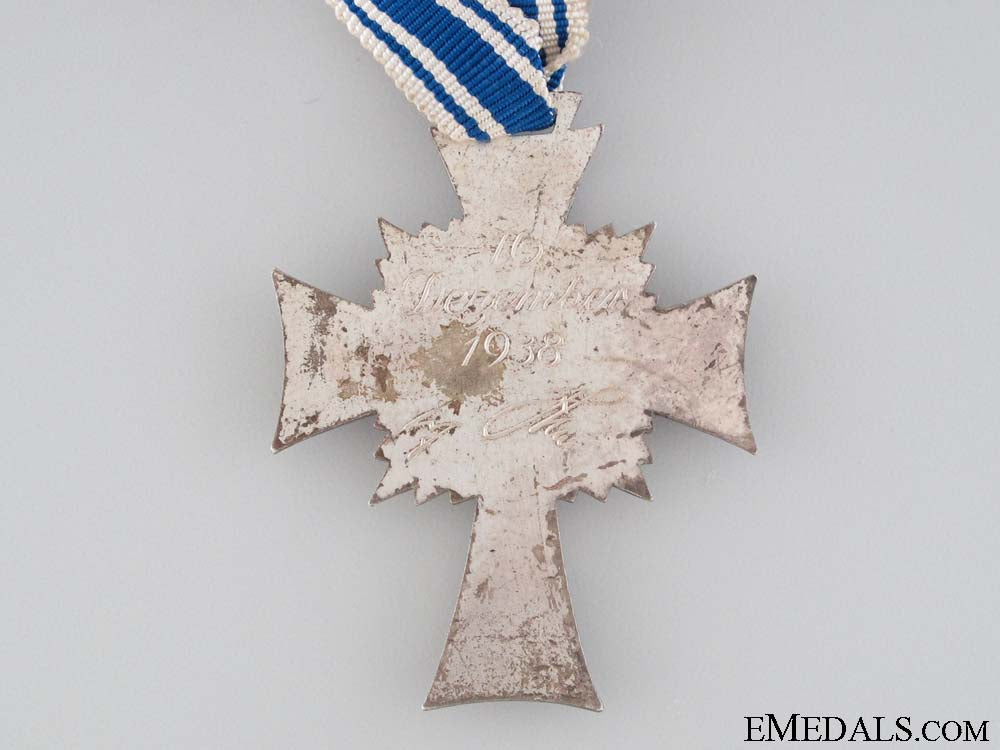 mother's_cross-_silver_grade_12.jpg52c1a75717147