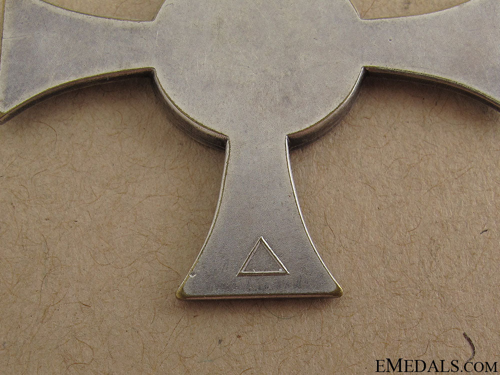 german_red_cross_sister's_cross_137.jpg51a37ace41d38