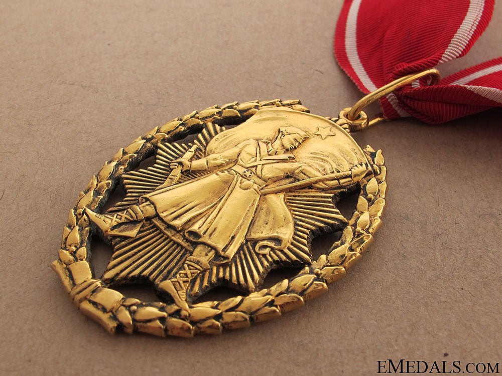 order_of_hero„¢¤_gold_14.jpg5107f5e6e13e5