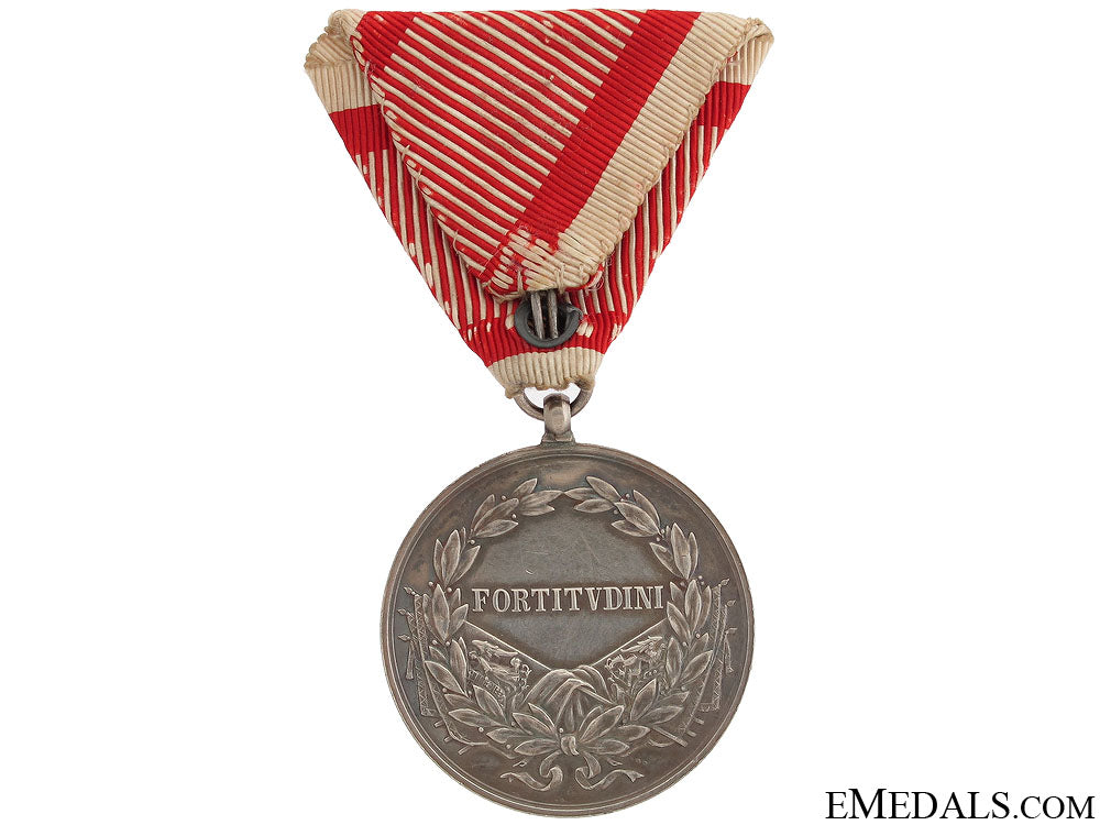 bravery_medal-1_st_class_officiers_16.jpg51eaa75797733