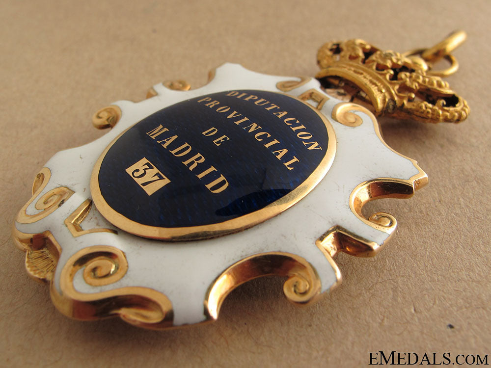 madrid_gold_deputy’s_badge_17.jpg516857a17bf6f