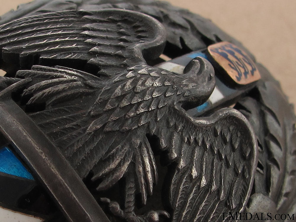 estonian_military_badge_17.jpg50b9242c209ac