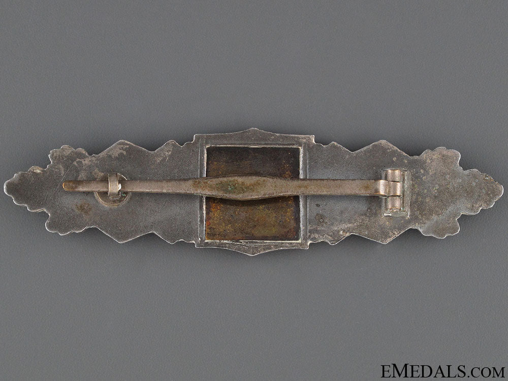 close_combat_clasp-_silver_grade_17.jpg5204e46190987
