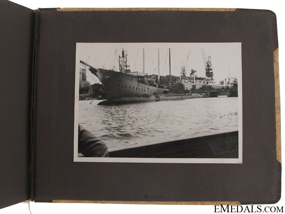 a_kriegsmarine_photo_album-_u-_boat_deck_gun_construction_18.jpg50ddbc856a431
