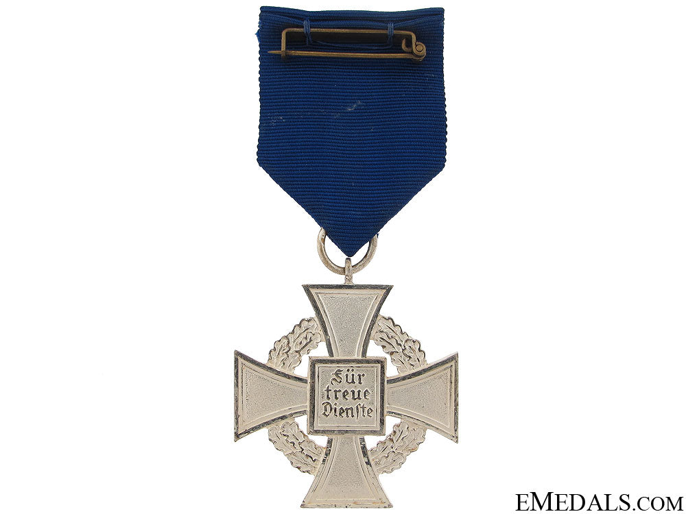 faithful_service_cross_19.jpg51a355f341ae1