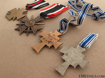 four_german_wwii_medals_19.jpg5123ede9dec5b