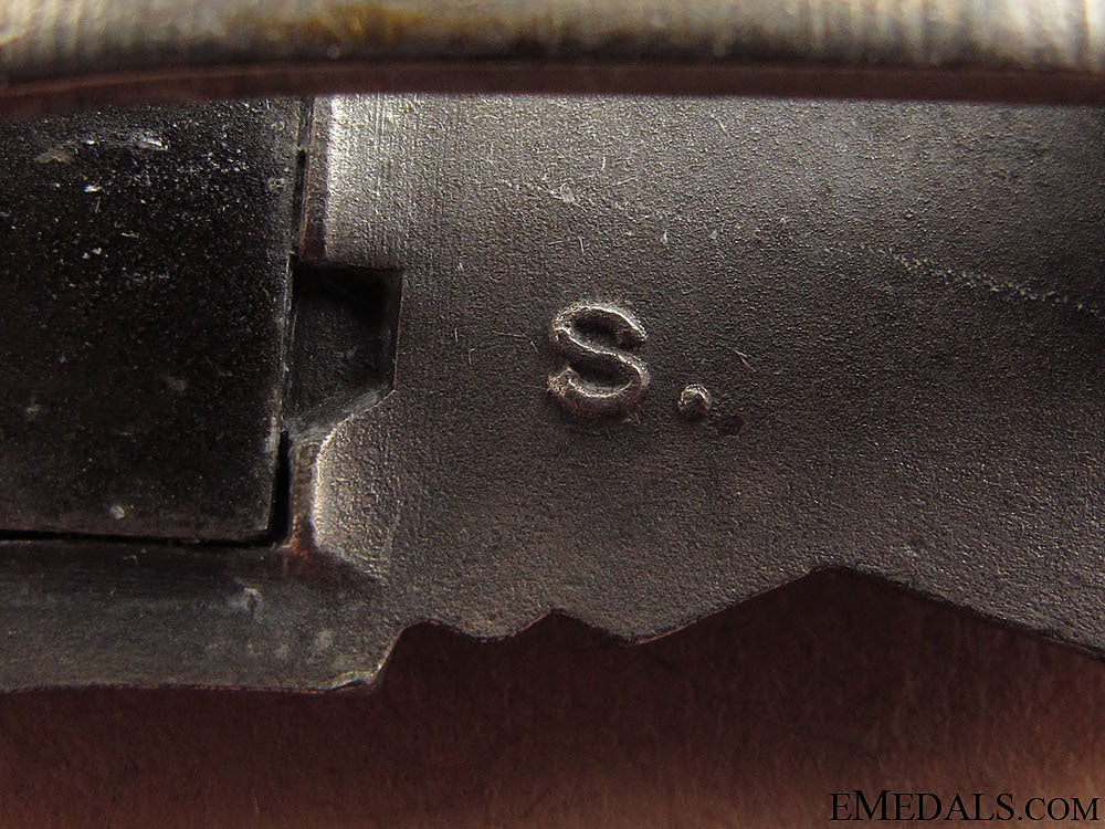 close_combat_clasp-_silver_grade-_rs_21.jpg514860c077a93