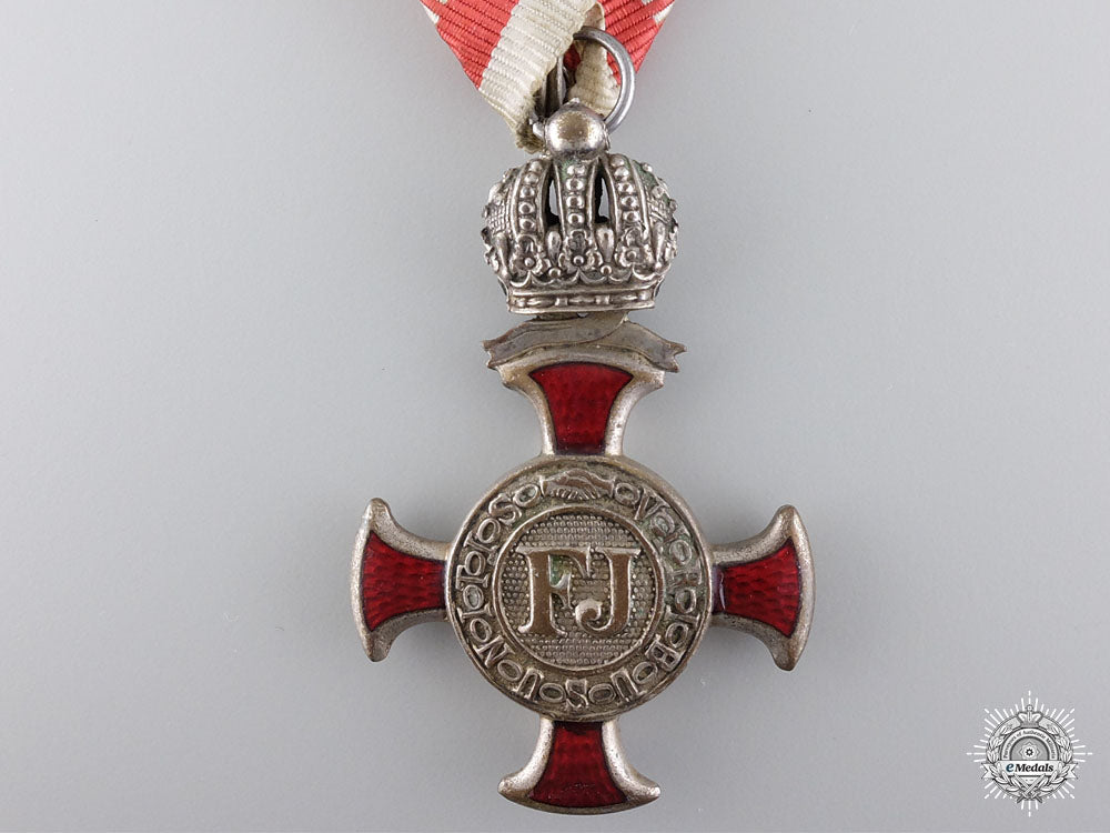 an_austrian_silver_cross_of_merit_with_crown&_decoration_22.jpg547a181dc9b41