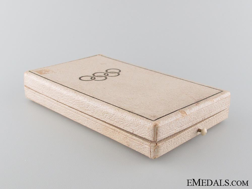 1936_berlin_summer_olympic_games_medal_cased_23.jpg531747d5aba6a