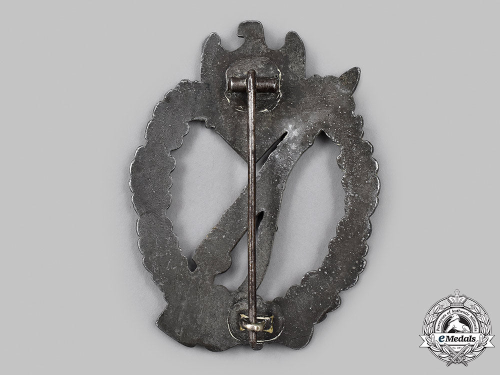 germany,_wehrmacht._an_infantry_assault_badge,_silver_grade_26_m21_mnc4587