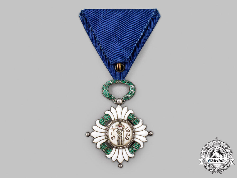 yugoslavia,_kingdom._an_order_of_the_yugoslav_crown,_v_class_knight_26_m21_mnc6427_1_1