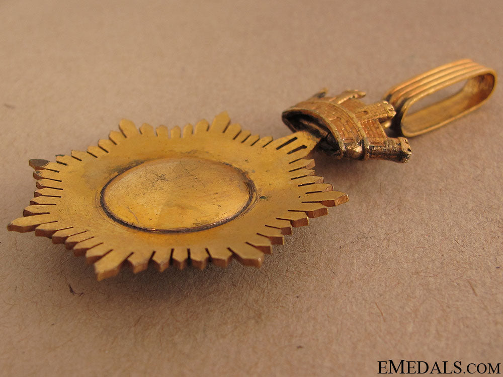 red_cross_honor_decoration-1_st_class_28.jpg51913e5391cb3