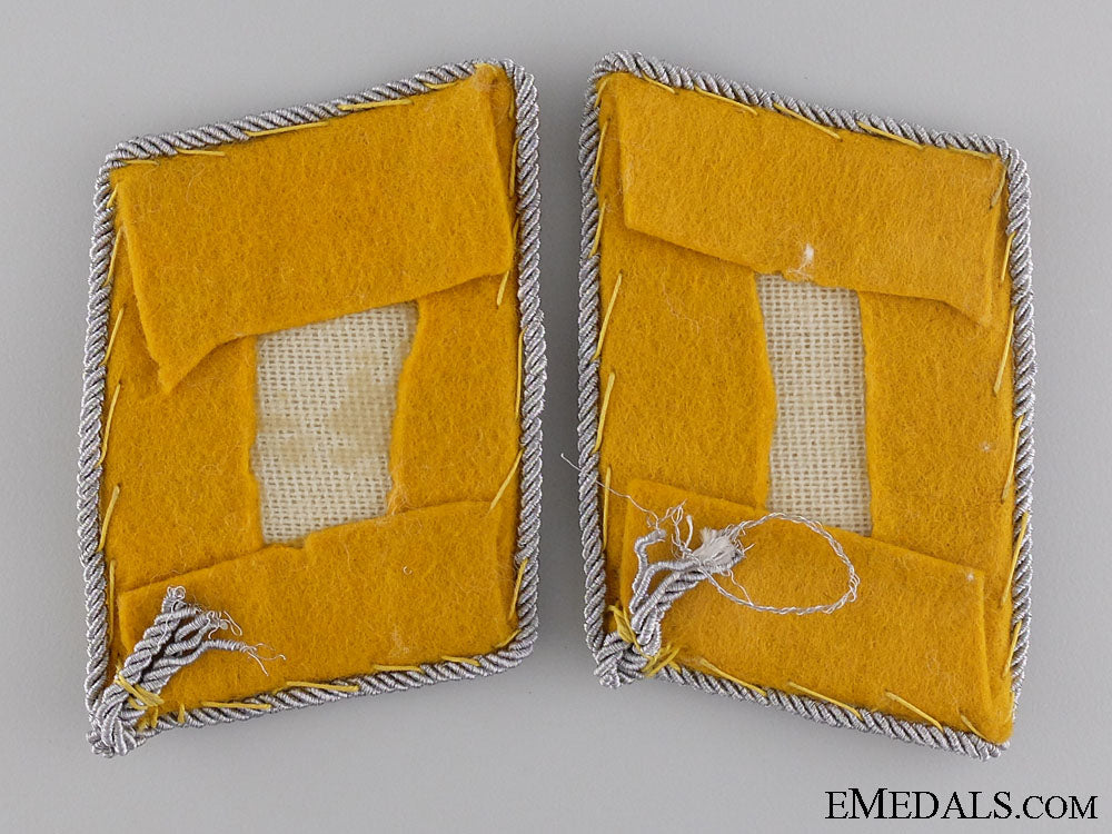 a_set_of_luftwaffe_captain's_collar_tabs_29.jpg543d75d1f365f