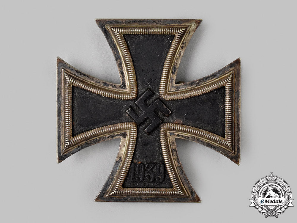 germany,_wehrmacht._a1939_iron_cross_i_class,_with_case,_by_klein&_quenzer_29_m21_mnc1360