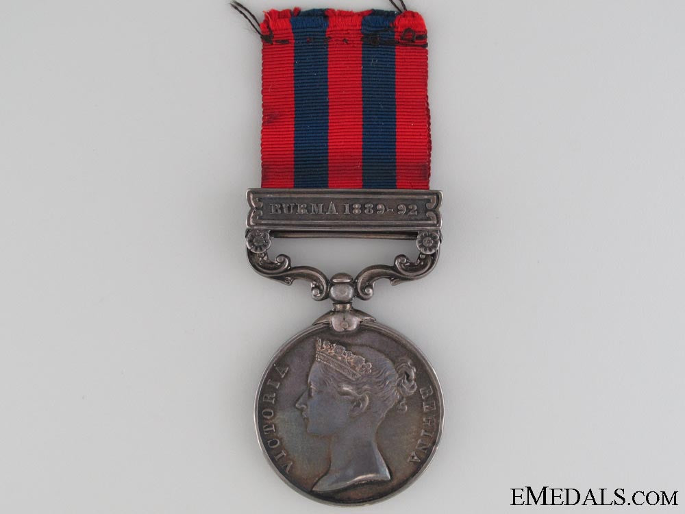 a_dieppe_casualty_memorial_cross&_family_igs_medal_2.jpg52f940a17e3b1