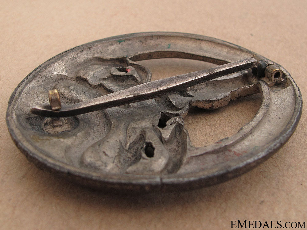 anti-_partisan_badge–_silver_grade_30__2_.jpg51c495c9b9c6b