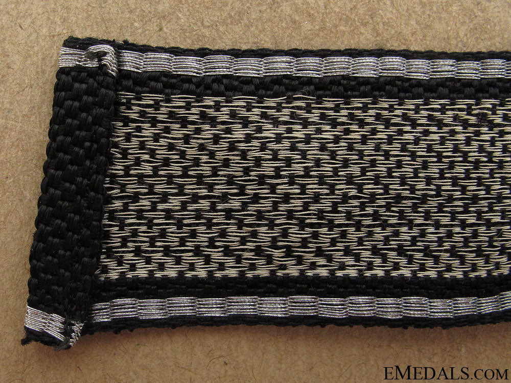 ss_deutschland_officer’s_cufftitle_31.jpg51d5d59a75b27