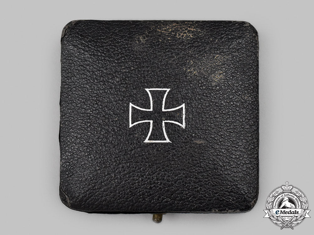 germany,_wehrmacht._a1939_iron_cross_i_class,_with_case,_by_klein&_quenzer_33_m21_mnc1357