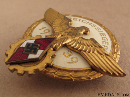 victors_badge-_national_trade_competition_34.jpg5189407c3d1c1