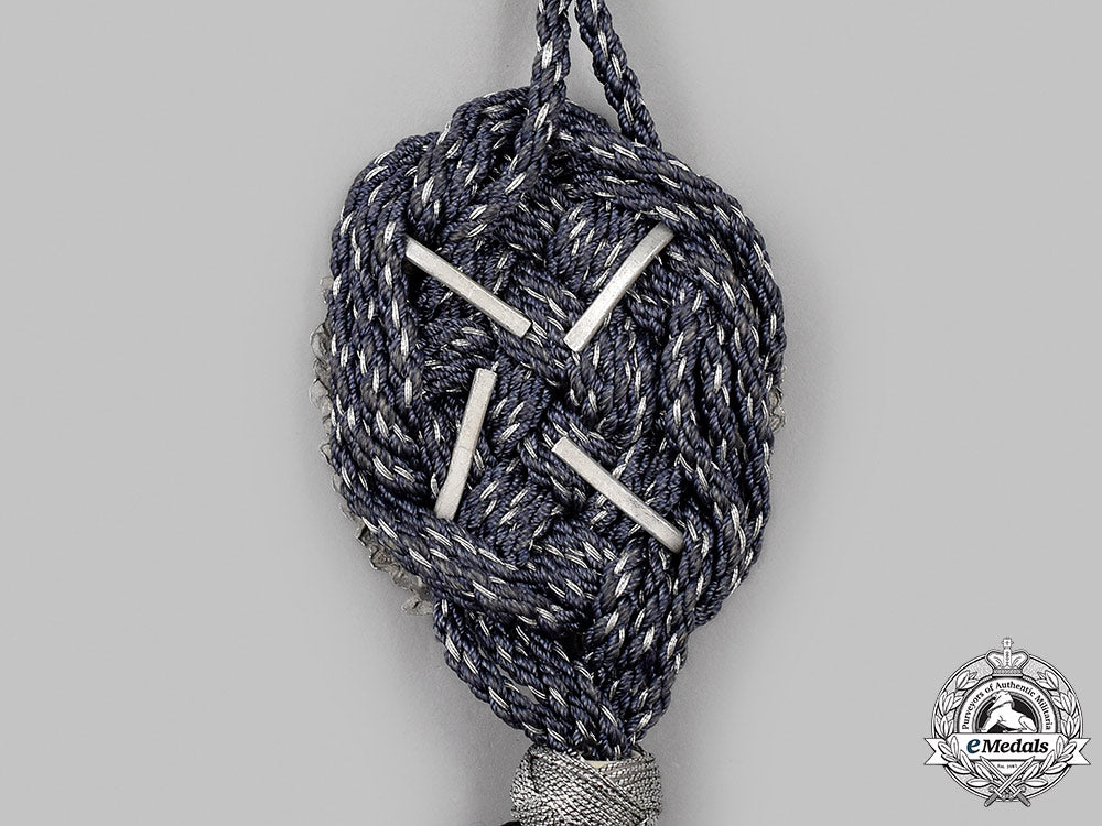 germany,_luftwaffe._a_marksmanship_lanyard,_grade1_352_m21_mnc0473_1