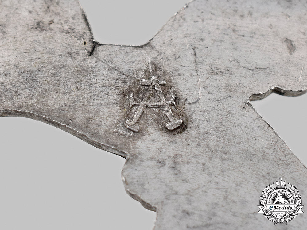 germany,_luftwaffe._an_officer’s_summer_uniform_second_pattern_tunic_eagle,_by_f.w._assmann&_söhne_36_m21_mnc2689