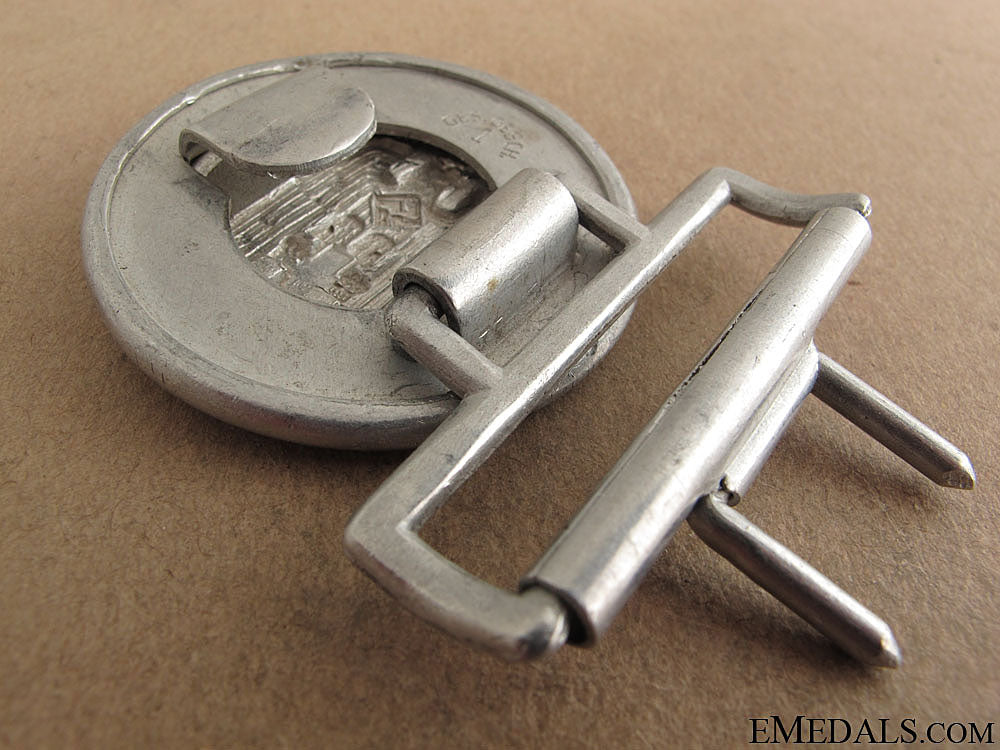 red_cross_officer's_buckle1938_39.jpg5134dc3a78a1b