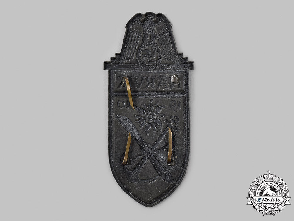 germany,_wehrmacht._a_narvik_shield_39_m21_mnc1646_1