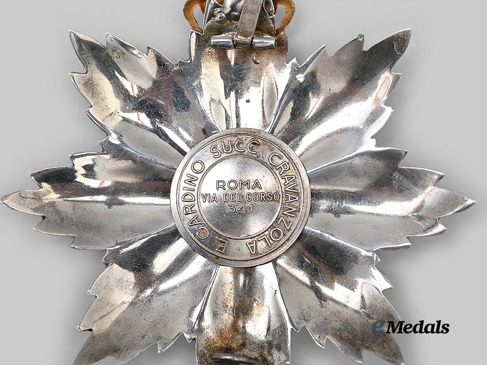 austria,_republic._an_order_of_the_knights_of_malta,_grand_cross,_by_e._gardino_cravanzola,_c.1950_e_medals__e_u24895_11