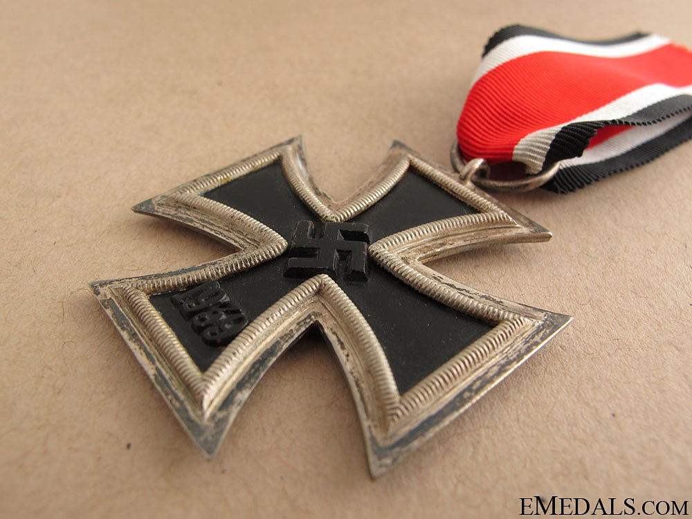 iron_cross_second_class1939_42.jpg51472e2f95508