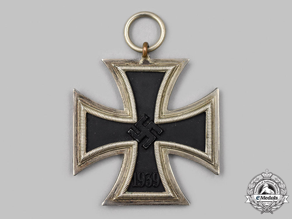 germany,_wehrmacht._a1939_iron_cross_ii_class,_lug_version,_by_c.e._juncker_42_m21_mnc2293