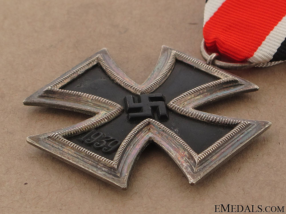 iron_cross_second_class1939_46.jpg50a10e9f619b4