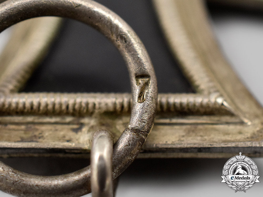 germany,_wehrmacht._a1939_iron_cross_ii_class,_by_paul_meybauer_46_m21_mnc4200_1