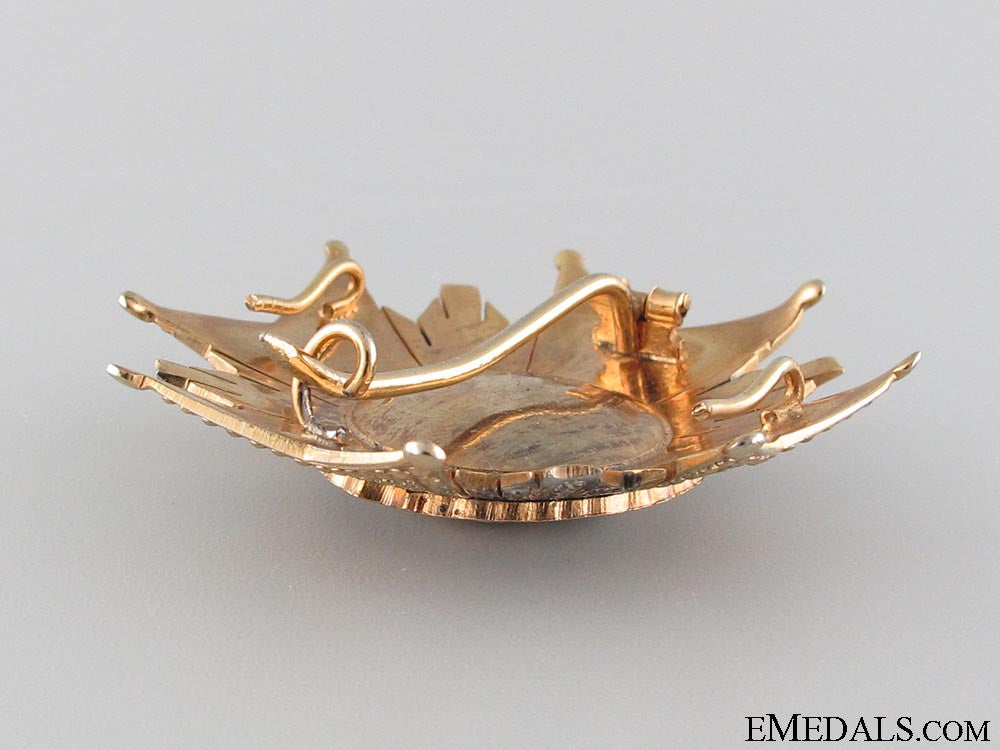 the_royal_order_of_hermengildo;2_nd_class_breast_star_4.jpg53206eebee604