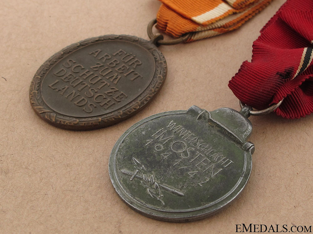 east_medal&_west_wall_medal_pair_50.jpg508fd54501010
