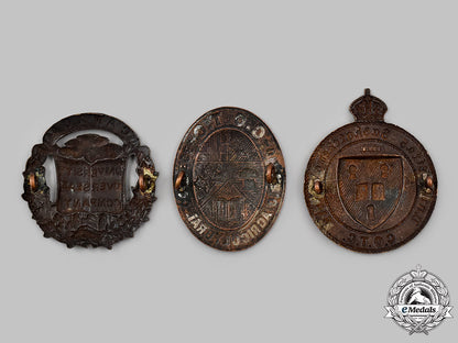 canada._three_first_and_second_war_university_companies_cap_badges_51_m21_mnc8682_1_1