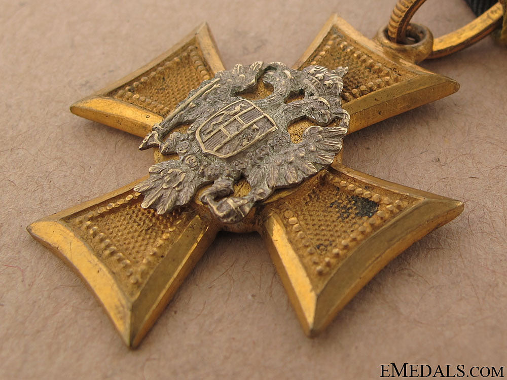 military_long_service_decoration_52.jpg5088077c9acc2