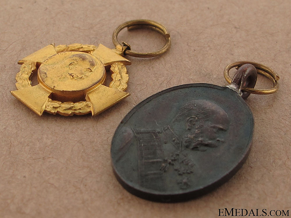 pair_of_austrian_miniature_commemorative_medals_54.jpg50ad08d124a91