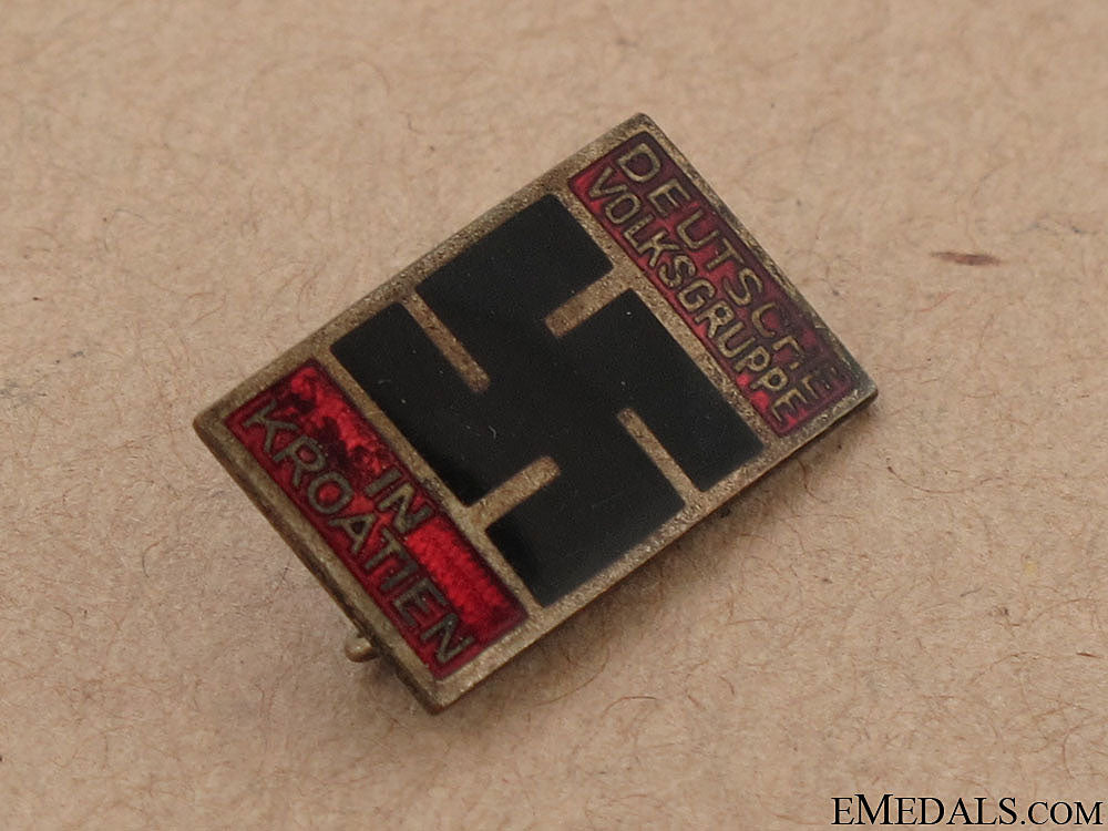 nsdap_badge_of_the_german_people_in_croatia_54.jpg509917e71d54a
